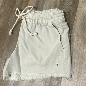 Aerie XS light tan/cream shorts